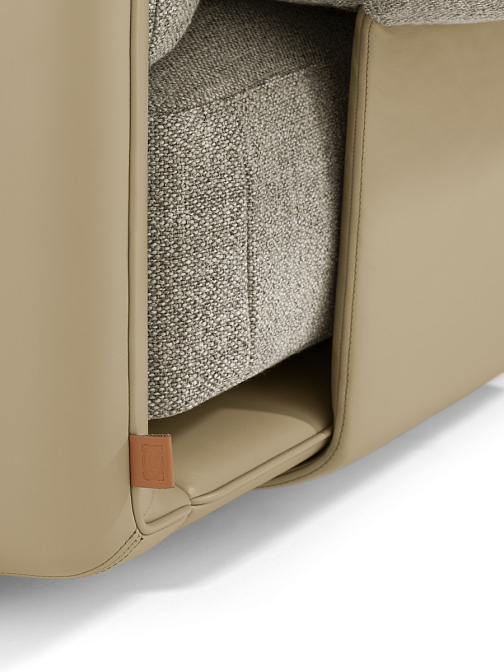 Blisscape | Sofa